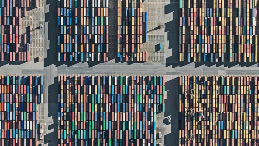 Microsoft’s Draft tool helps developers build container-based applications.