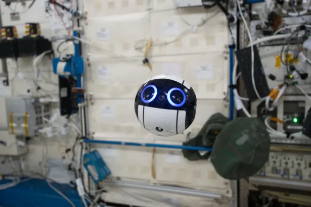 ربات دوربین Int-Ball آژانس فضایی ژاپن (JAXA)