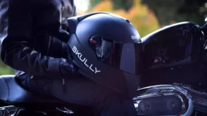 کلاه ایمنی واقعیت افزوده Skully
