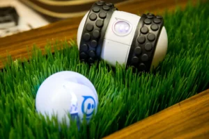 Sphero کارمندان خود را تعدیل ساختار می کند.